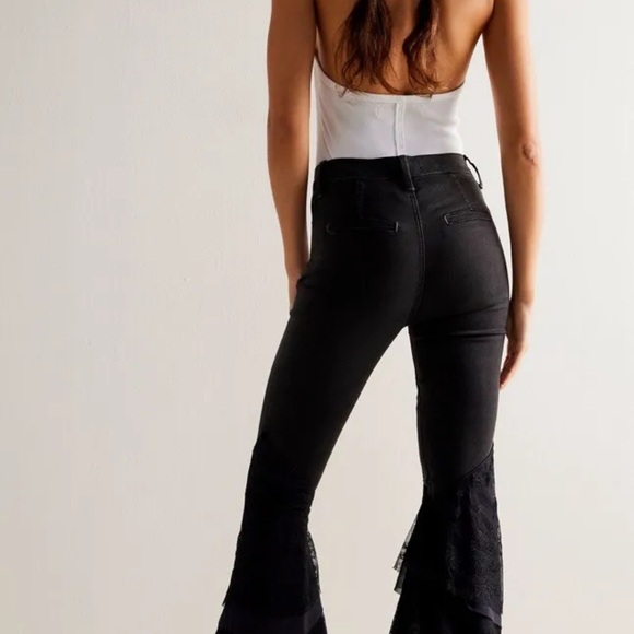 Free People We The Free Mystique Lace Flare Jean Tiered Piecing Hemline Stretch - Picture 6 of 9